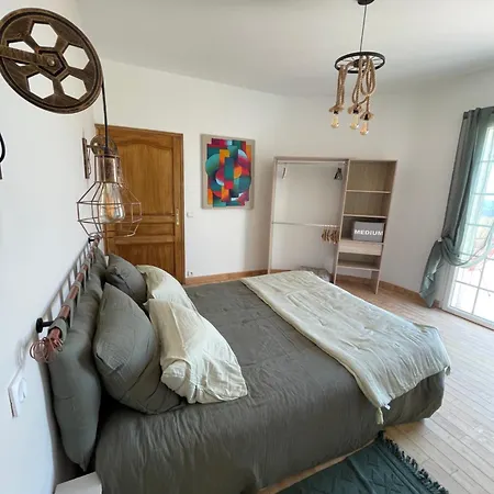 לינה וארוחת בוקר Casa Di Cajucan