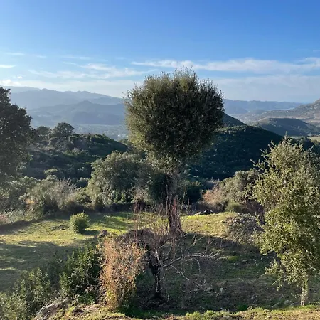 Nocleg ze śniadaniem Casa Di Cajucan Poggio-d'Oletta