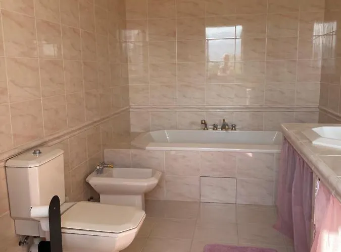 Casa Di Cajucan Bed & Breakfast